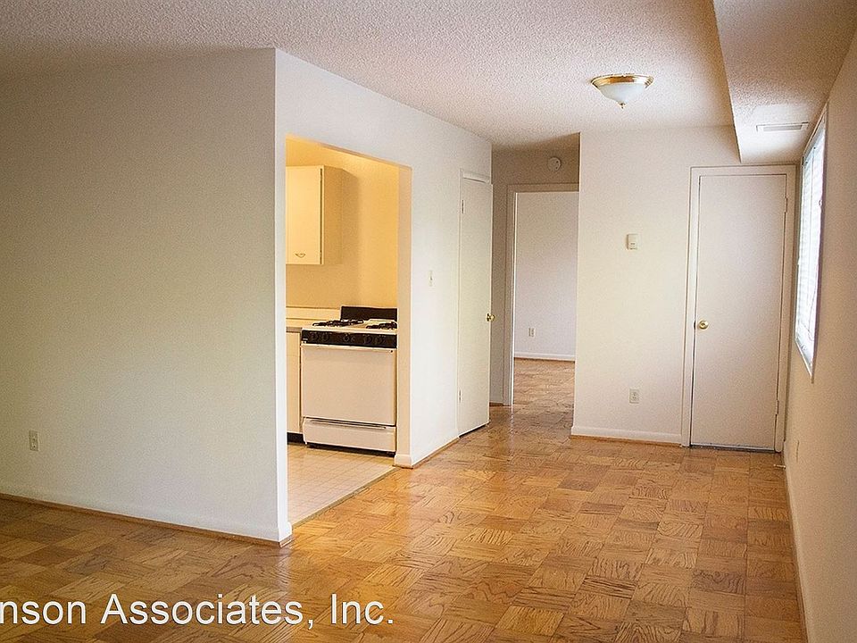 2nd image of 4300 Columbia Pike APT 23