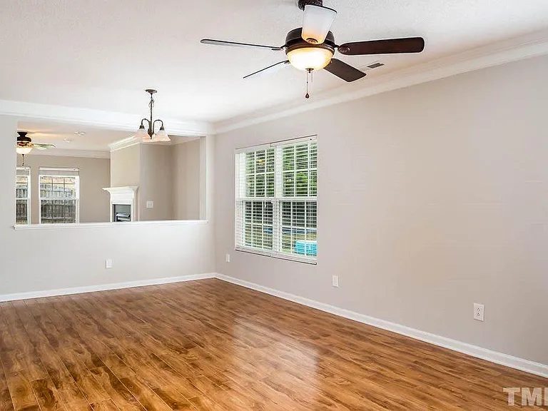611 Magna Dr — Photo 3