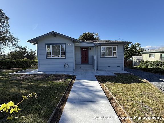 3rd image of 1346 Skillman Ln