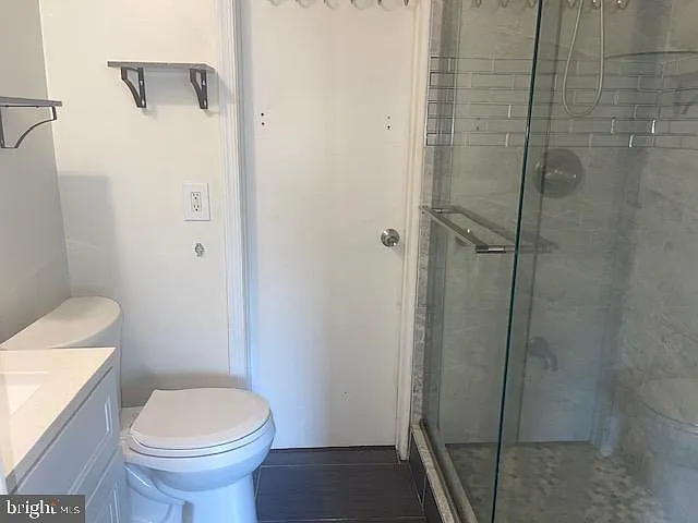 14 Chatham Ct — Photo 7