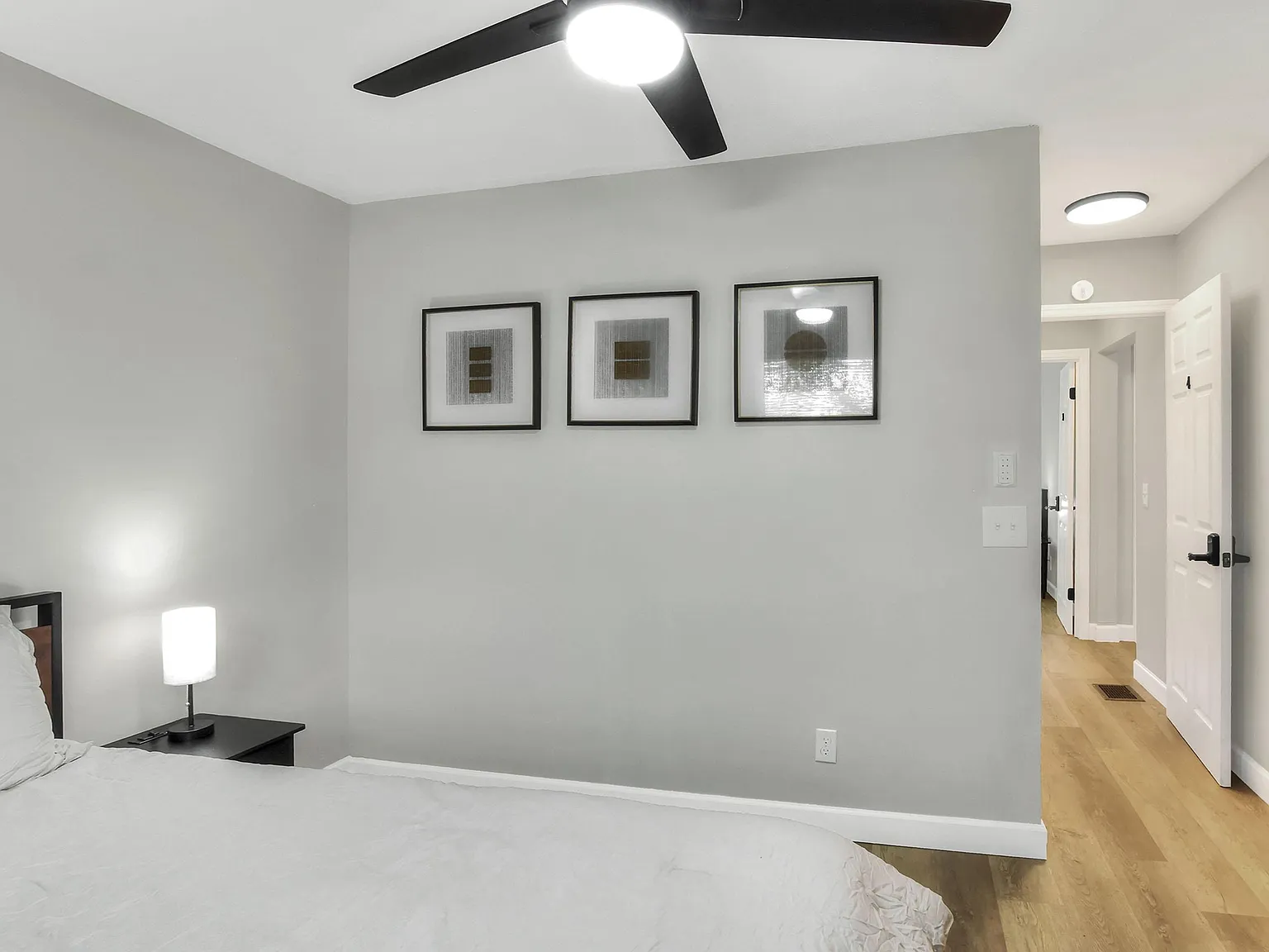 4 bed, 2.0 bath, 1800 sqft, $1,027 — Photo 2