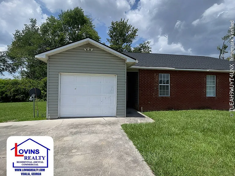 713 Aimwell Rd — Photo 1