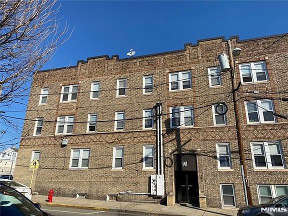2nd image of 734-736 Kearny Ave