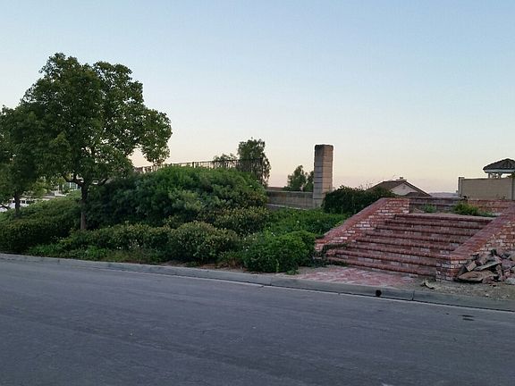 4th image of 21890 Cardiff Dr