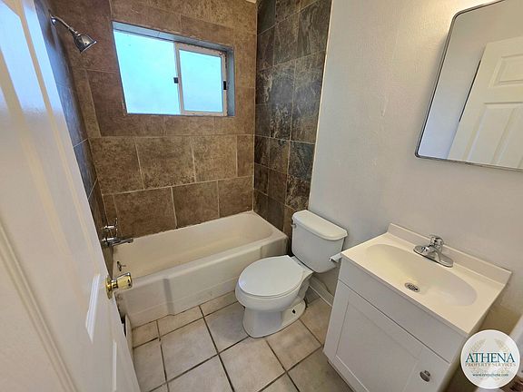 4th image of 622 Bellevue St APT F