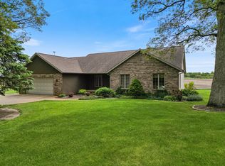 7771 W Circle Dr S, Ligonier, IN 46767