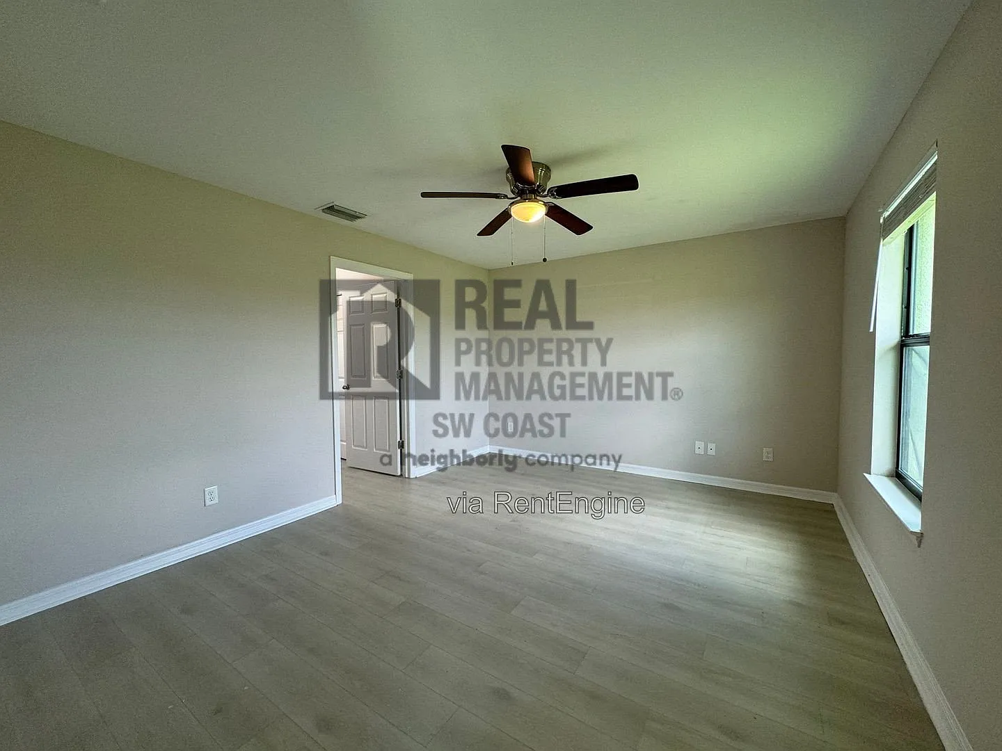 4 bed, 2.0 bath, 1560 sqft, $2,000 — Photo 4