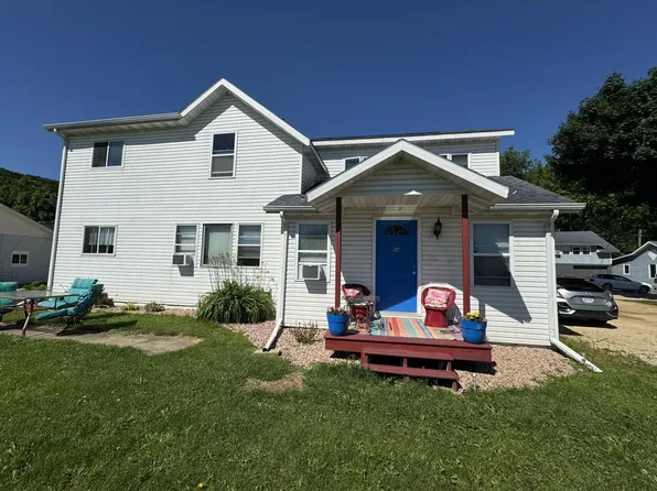 46937 Riverview DRIVE, La Crescent, MN 55947