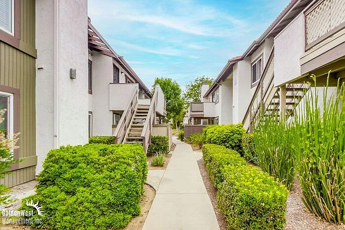 9813 Caspi Gardens Dr #4 — Photo 22