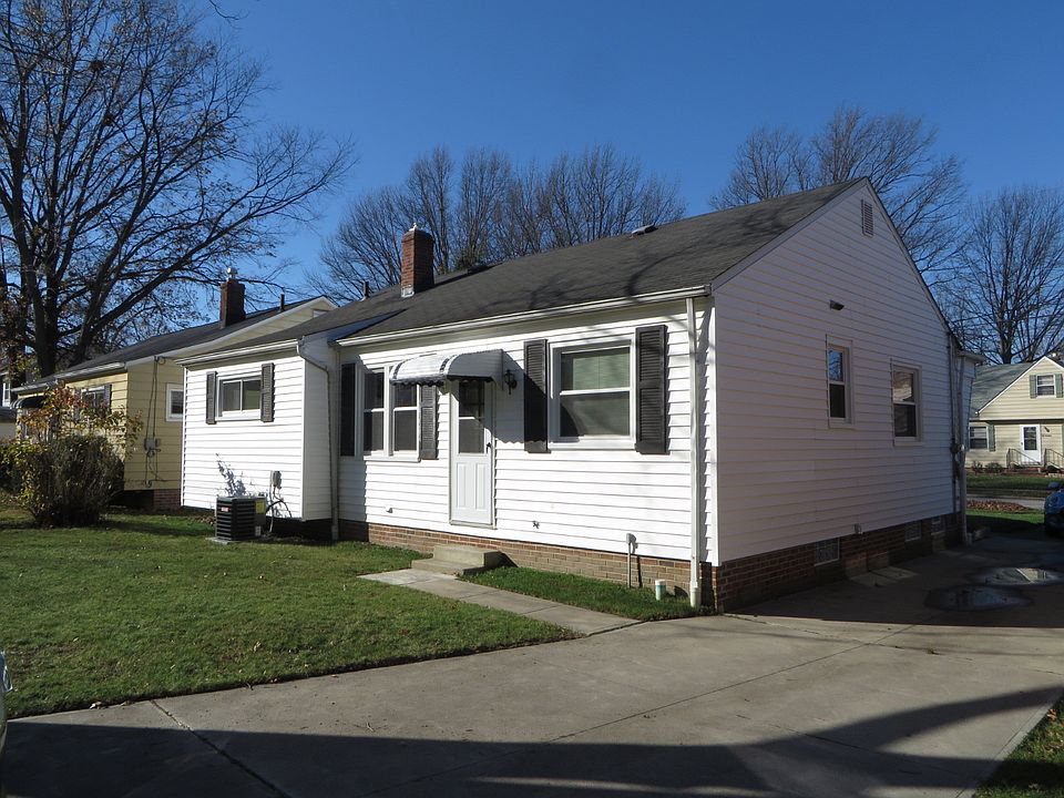 2nd image of 27694 Fullerwood Dr