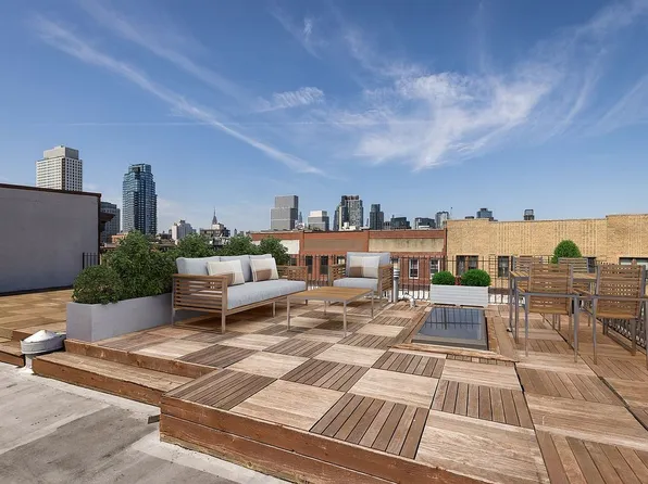 118 Greenpoint Ave APT 3D, Brooklyn, NY 11222