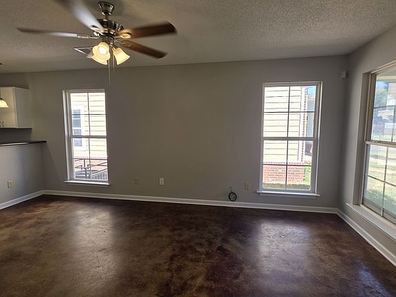 3rd image of 1013 N 7th St