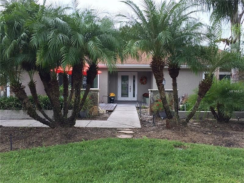 1st image of 13904 Denell Ln