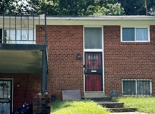 4561 C St SE, Washington, DC 20019