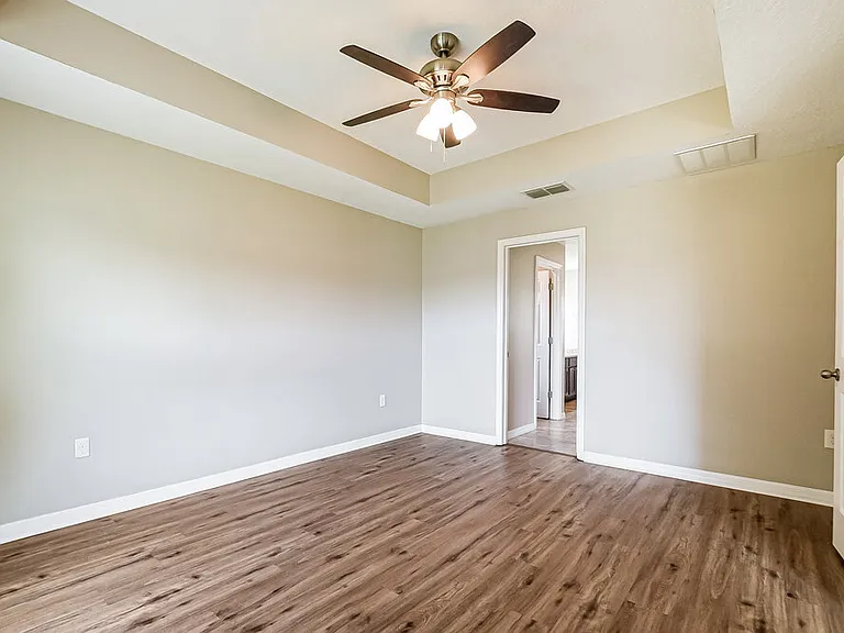 3042 Drema Dr — Photo 9