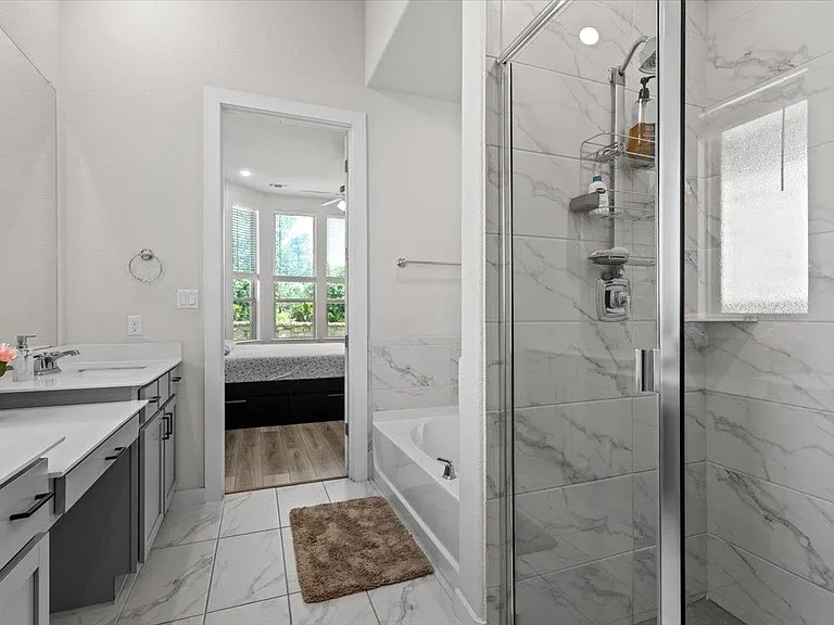 1812 David Ezra St — Photo 20