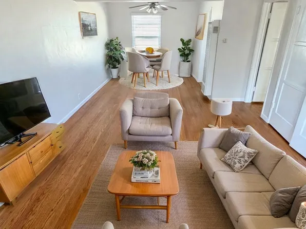 373 Termino Ave APT 9, Long Beach, CA 90814