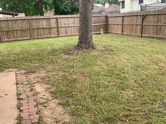 3rd image of 3702 Landon Park Dr