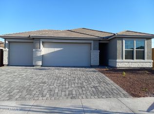 17873 W Red Fox Rd, Surprise, AZ 85387