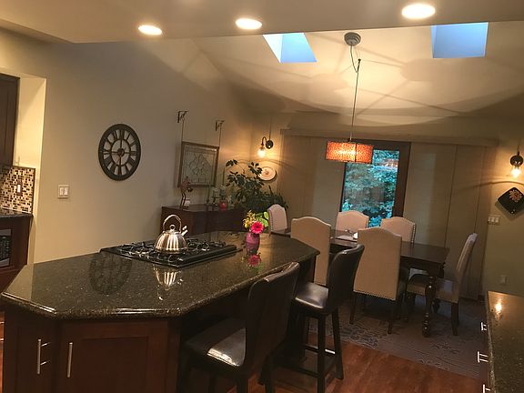 4th image of 16766 Mark Wood Dr