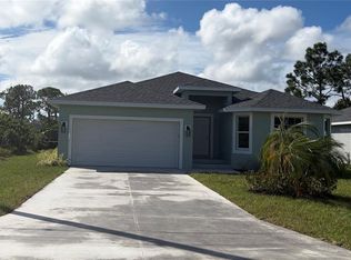 152 White Pine Dr, Rotonda West, FL 33947