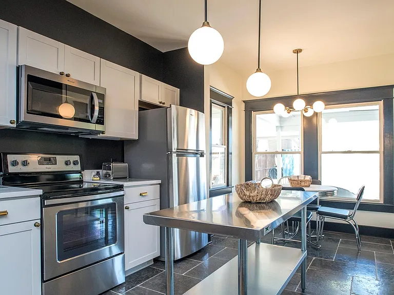 1208 Elmwood Ave — Photo 3