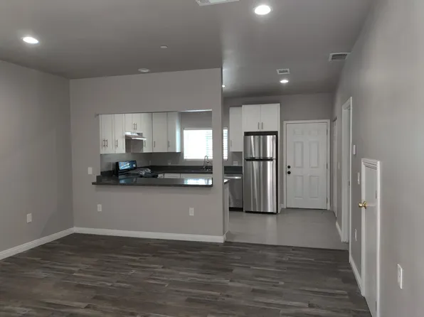 7310 Hyatt St #1, San Diego, CA 92111