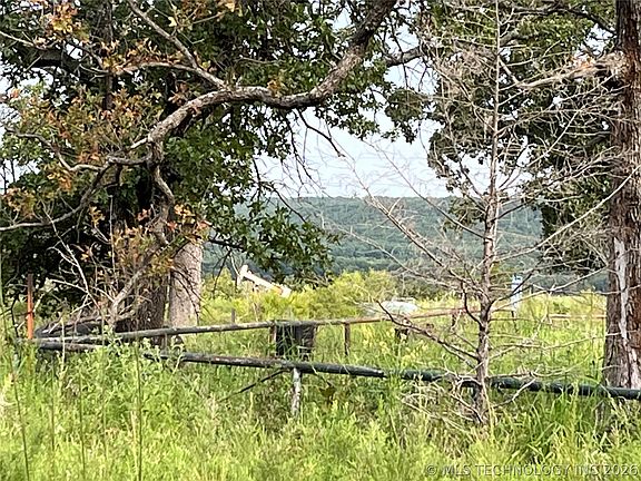 2nd image of 2822 Lott Bottom Rd