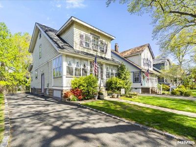 62 Midland Ave, Glen Ridge, NJ, 07028