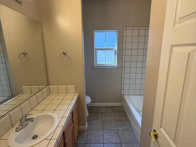 11512 Marazion Hill Ct — Photo 13