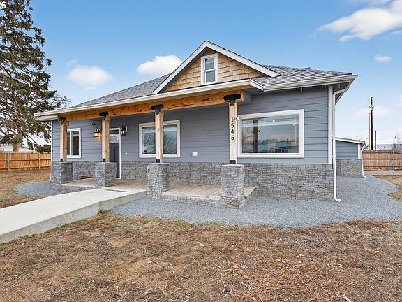 5th image of 1545 3rd St