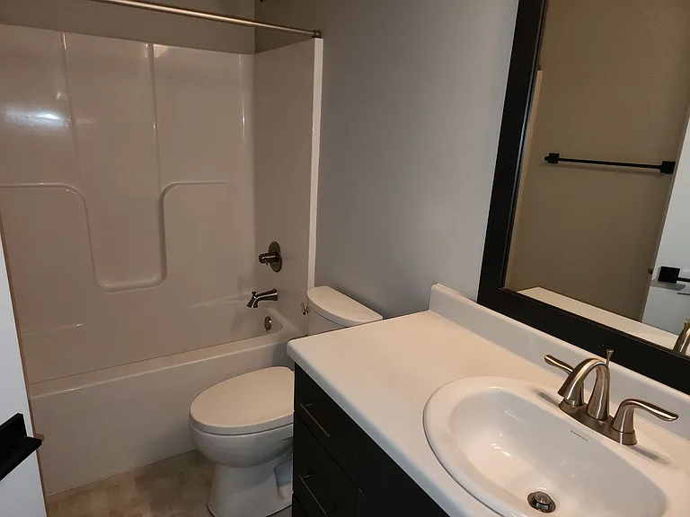 4515 S Dubuque Ave — Photo 6