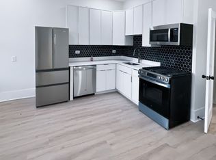 944 N Damen Ave #R1, Chicago, IL 60622