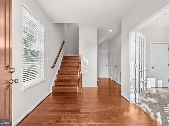 5th image of 2891 Findley Rd