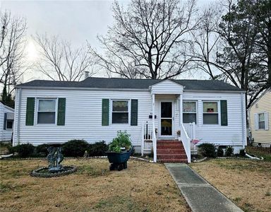 565 Ashton Ave, Franklin, VA, 23851