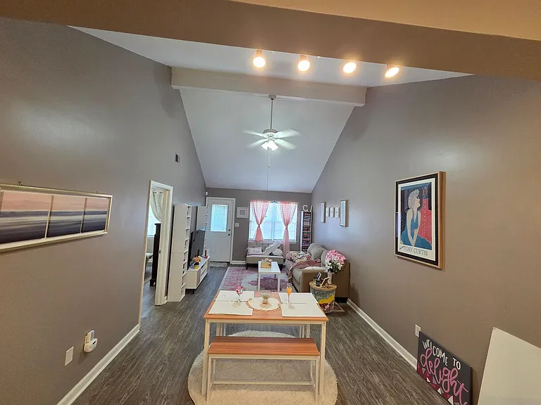 2165 S Milledge Ave — Photo 8