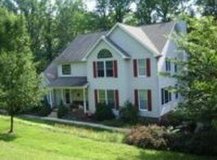 1310 Brockton Dr, Sykesville, MD 21784