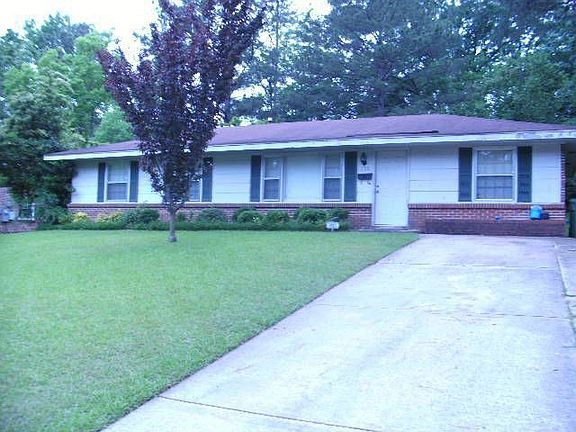 2nd image of 738 Marquette Dr