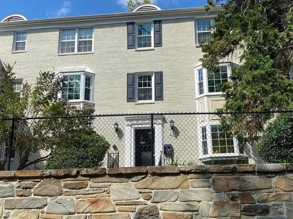 824 S Arlington Mill Dr #1-302, Arlington, VA 22204