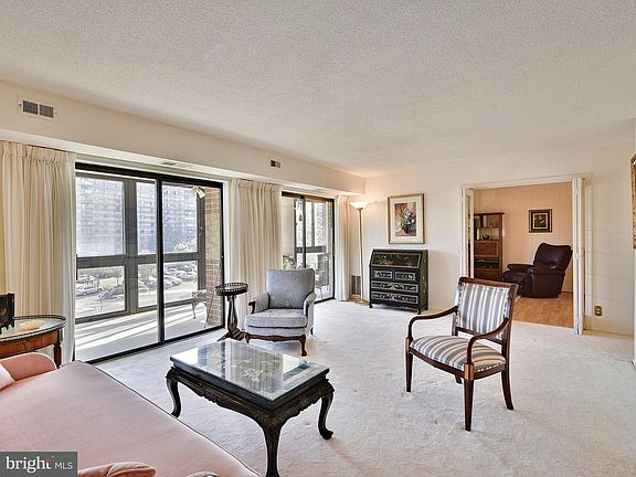 5th image of 8360 Greensboro Dr APT 401
