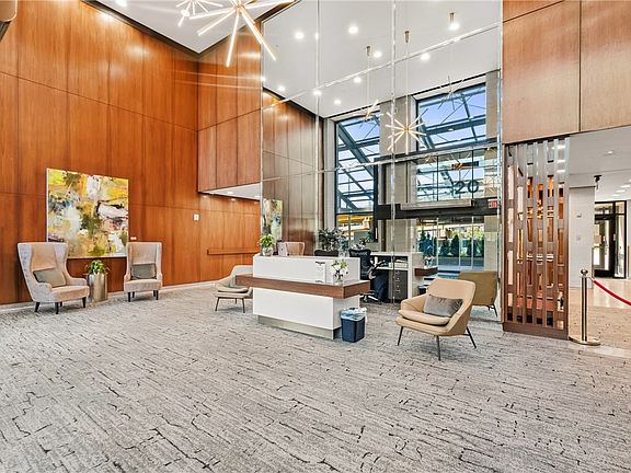 5th image of 320 Fort Duquesne Blvd APT 25L