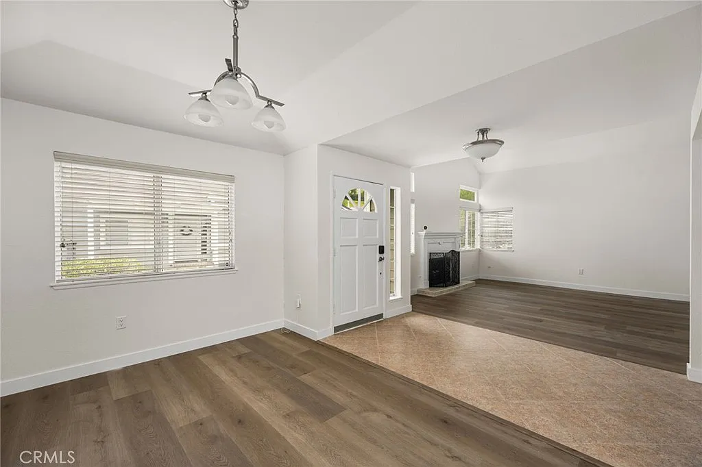 3 bed, 1918 sqft, $4,700 — Photo 4