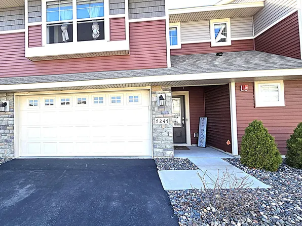 7247 Dora Dr, Lino Lakes, MN 55038