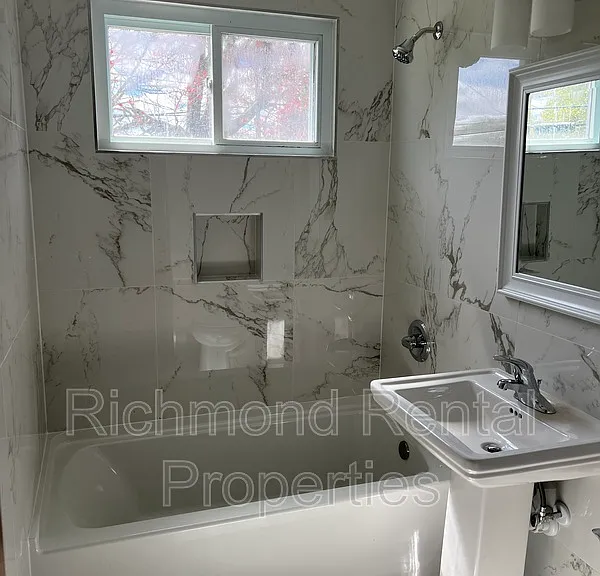 9505 Nandina Dr — Photo 3