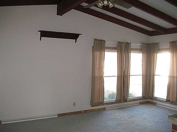 5th image of 412 W Haven Dr