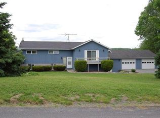 292 Mineah Rd, Freeville, NY 13068