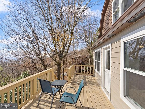 5th image of 2604 Lookout Rd
