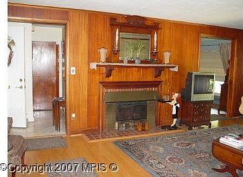 2nd image of 1116 Stevenson Ln