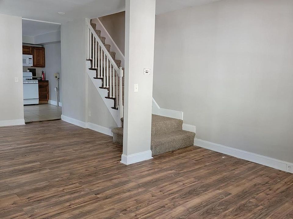 310 E 24th St, Wilmington, DE 19802 | Zillow