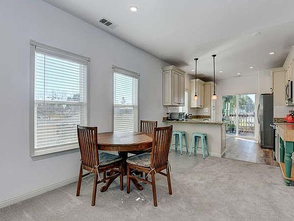 5th image of 221 S 24th St